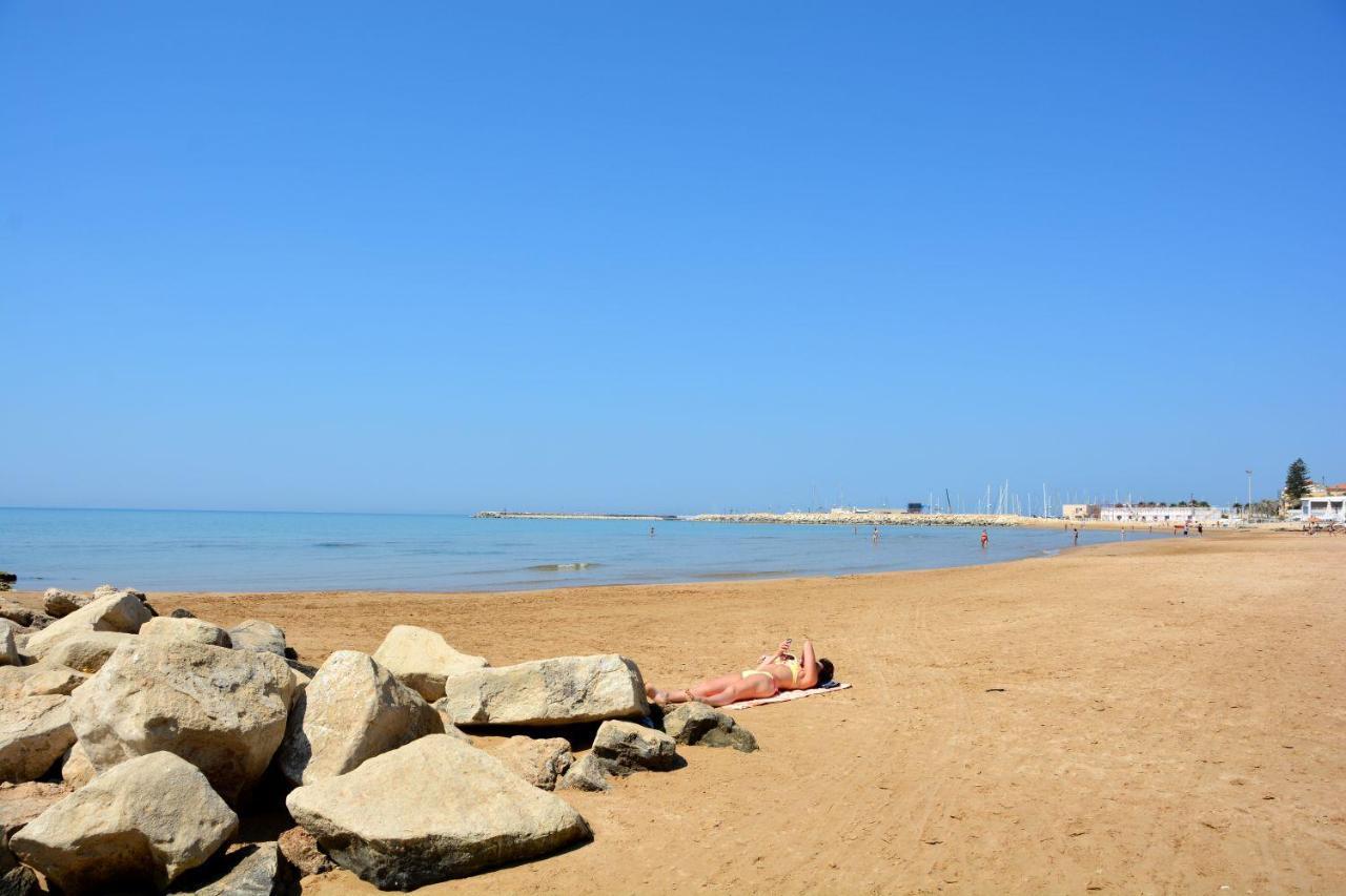Fly Home Sicily Marina di Ragusa Bagian luar foto