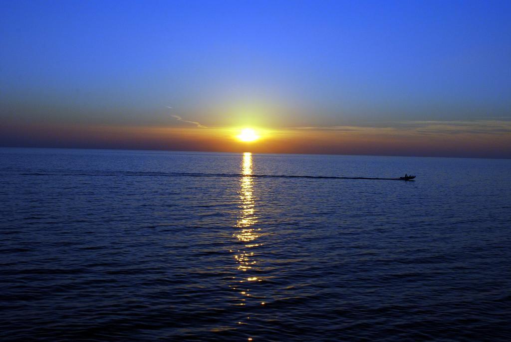 Fly Home Sicily Marina di Ragusa Bagian luar foto