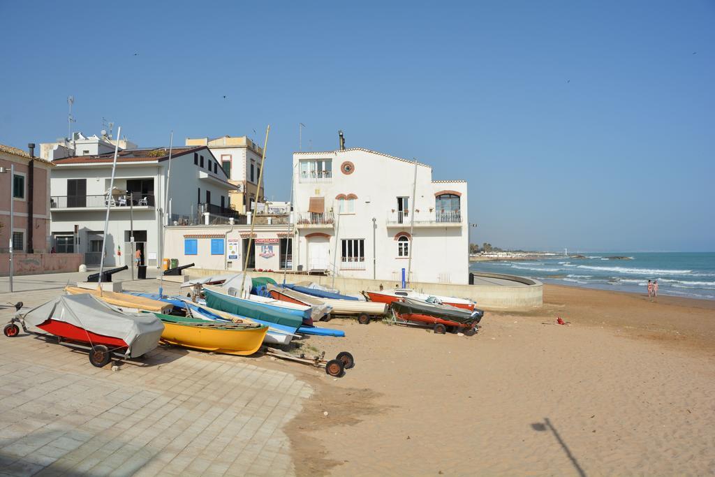 Fly Home Sicily Marina di Ragusa Ruang foto